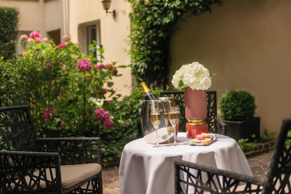 Фото Le Patio Bastille