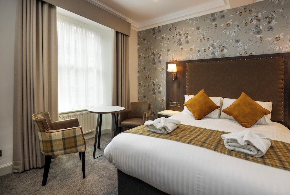 Фото Ballantrae Hotel