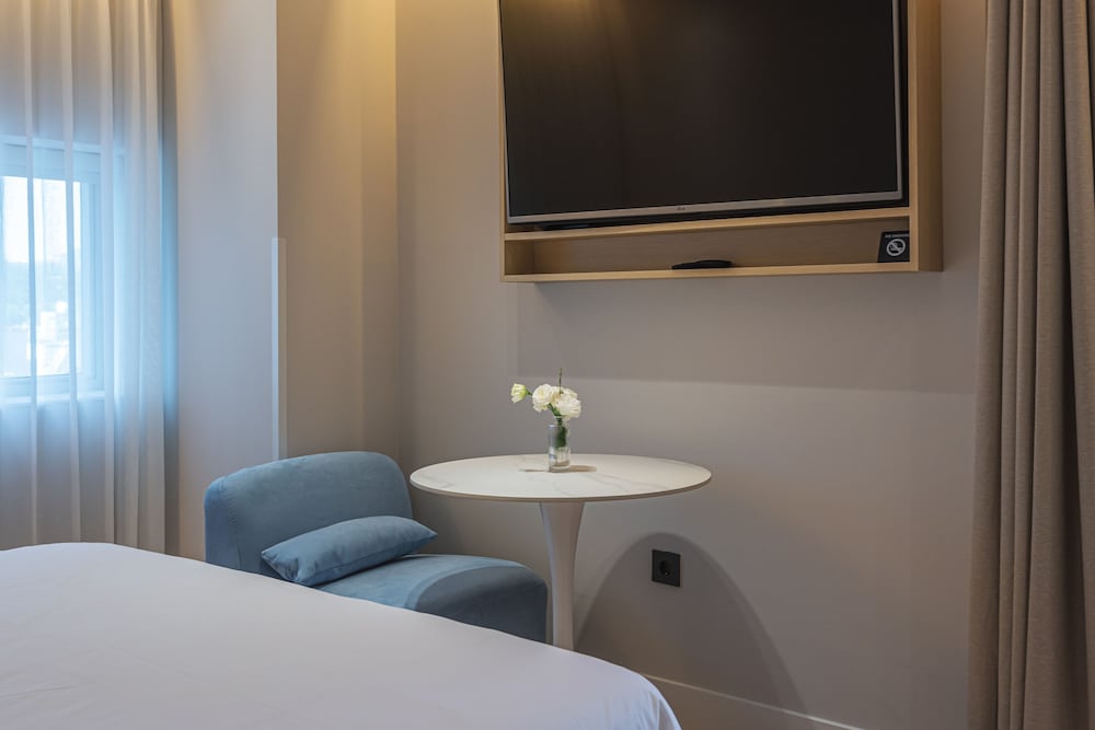 Фото The Marine View Hotel