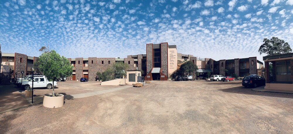 Фото Desert Cave Hotel