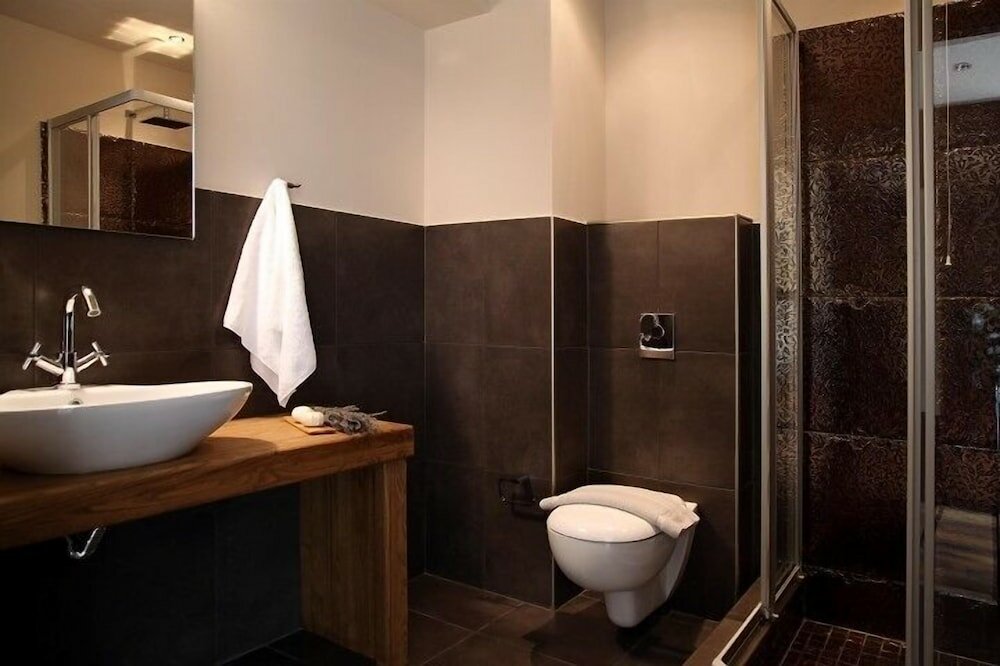 Фото Theta Hotel