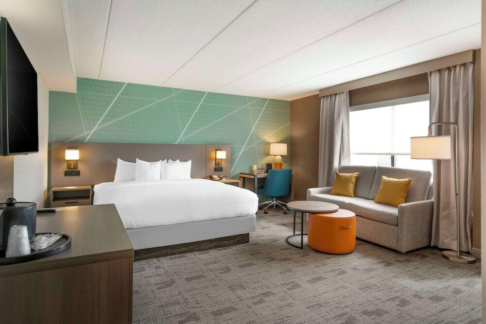 Фото Comfort Inn & Suites Watertown - 1000 Islands