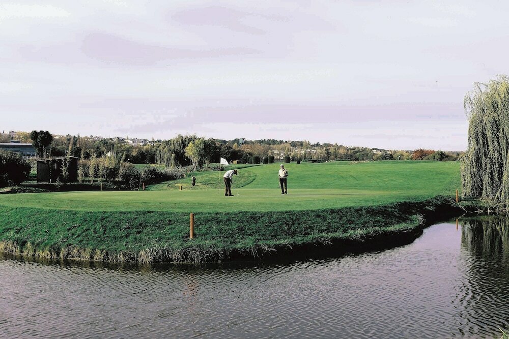 Фото Renaissance Paris Hippodrome De St. Cloud Hotel
