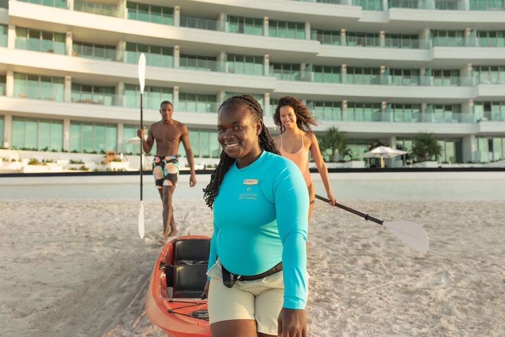 Фото Goldwynn Resort & Residences