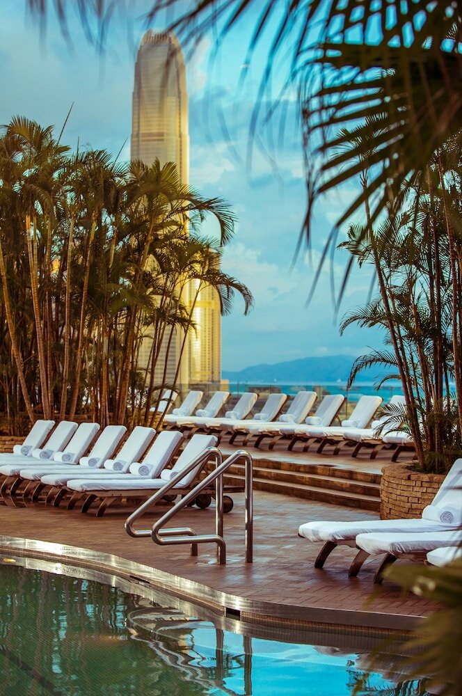 Фото Renaissance Hong Kong Harbour View Hotel