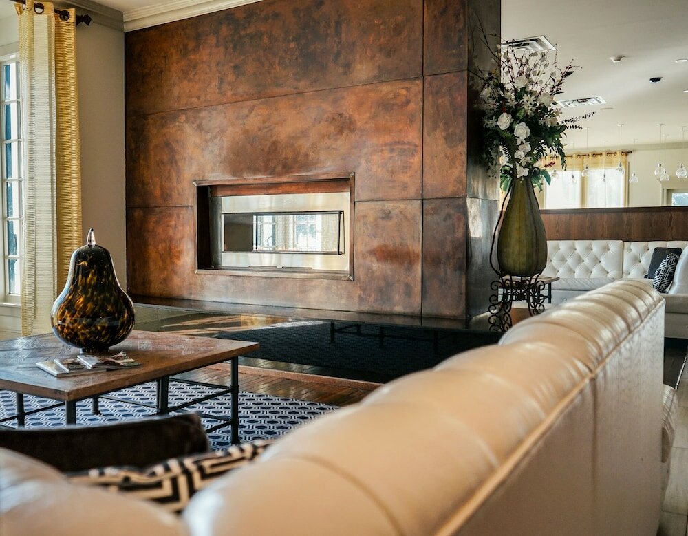 Фото White House Hotel