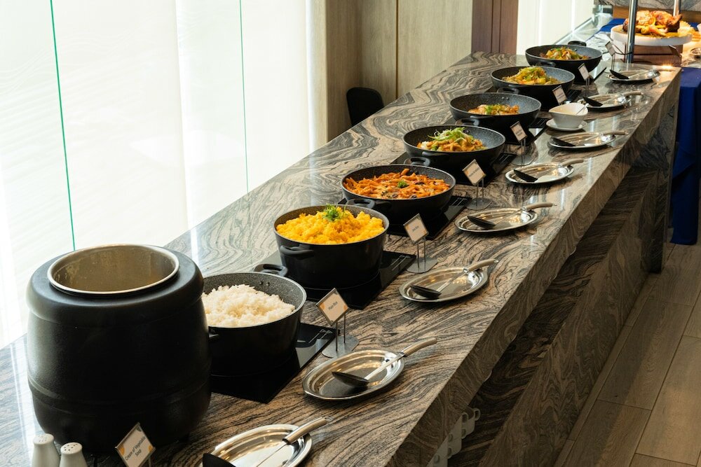 Фото Bayfront Hotel Cebu - North Reclamation