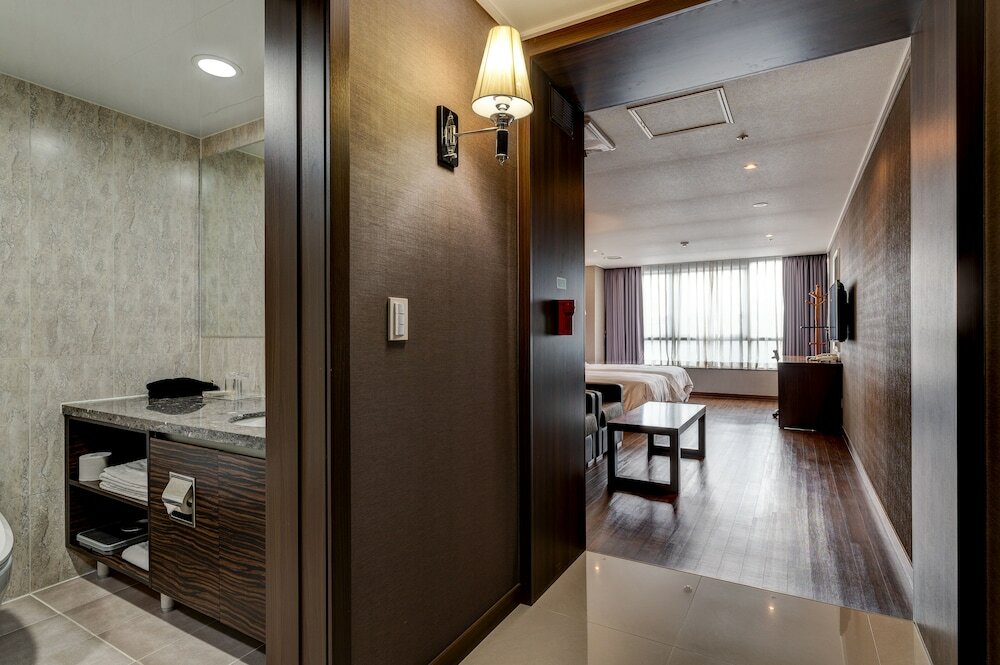 Фото Haeden Hotel High End Suwon