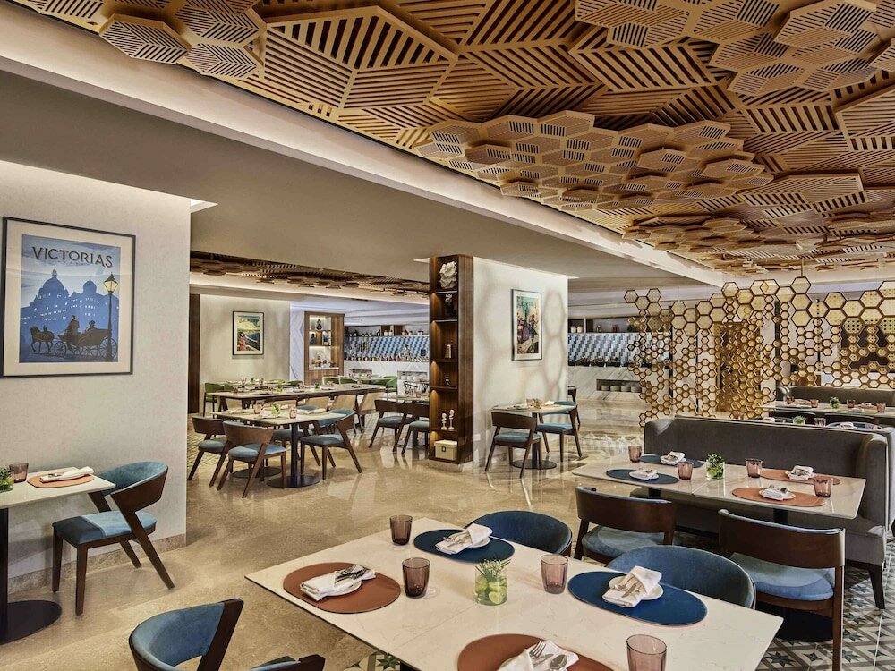 Фото Novotel Mumbai International Airport