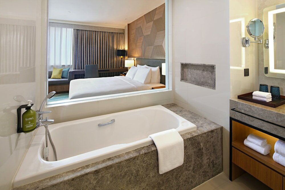 Фото Holiday Inn Cebu City