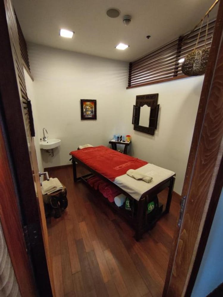 Фото Bosmal Arjaan by Rotana