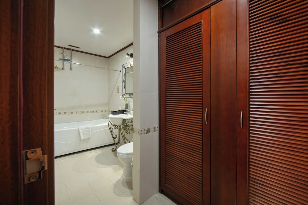 Фото Bonjour D'An Nam Hotel