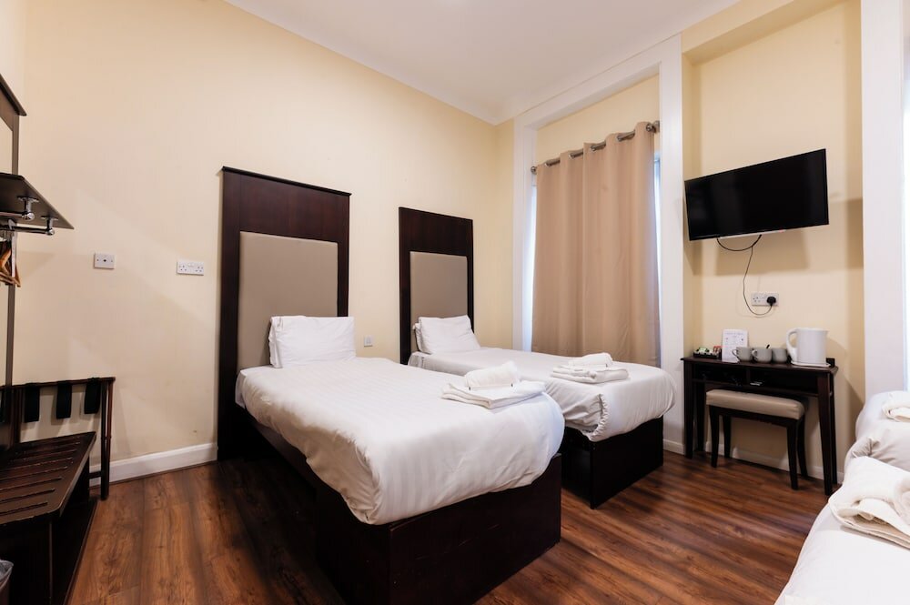 Фото Astoria Hotel