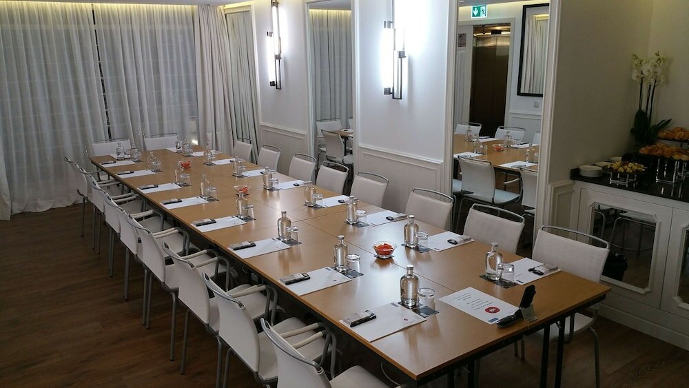 Фото H10 Duque de Loulé