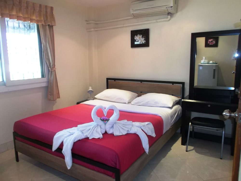 Фото Chaiyapoon Inn