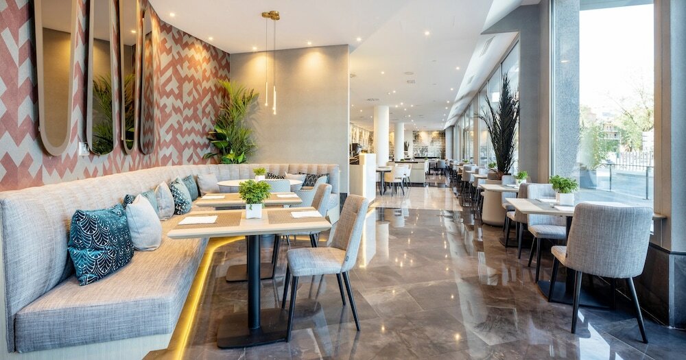 Фото Hotel Ilunion Alcalá Norte