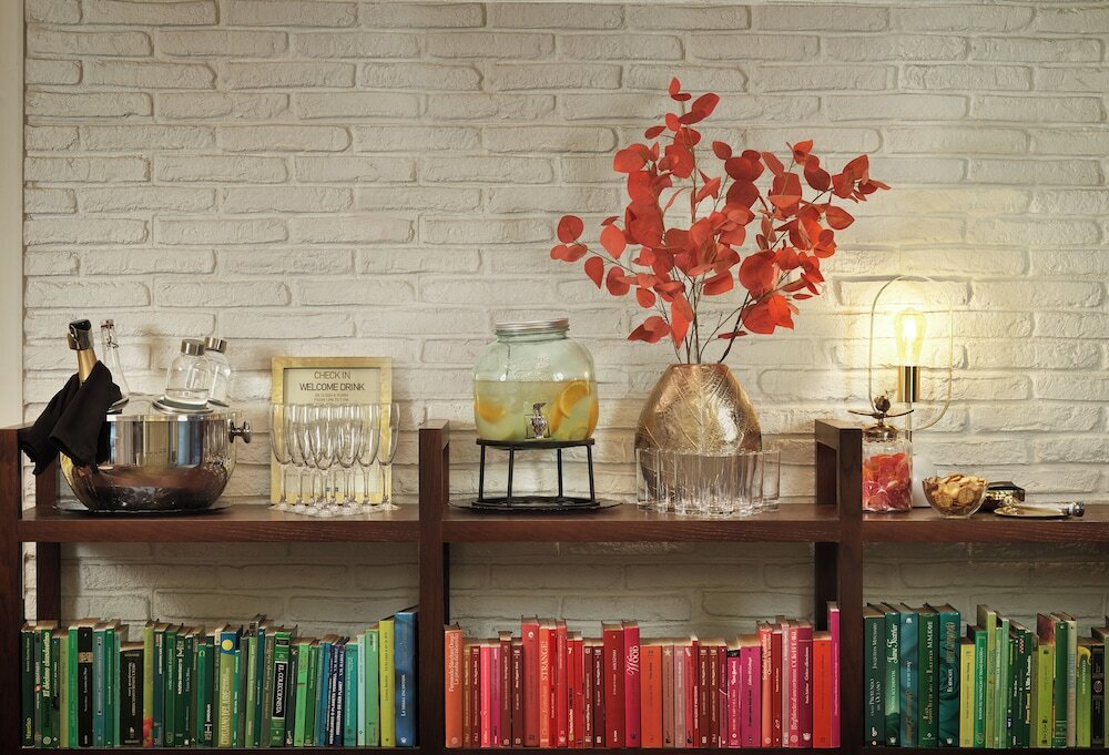 Фото Отель H10 Universitat