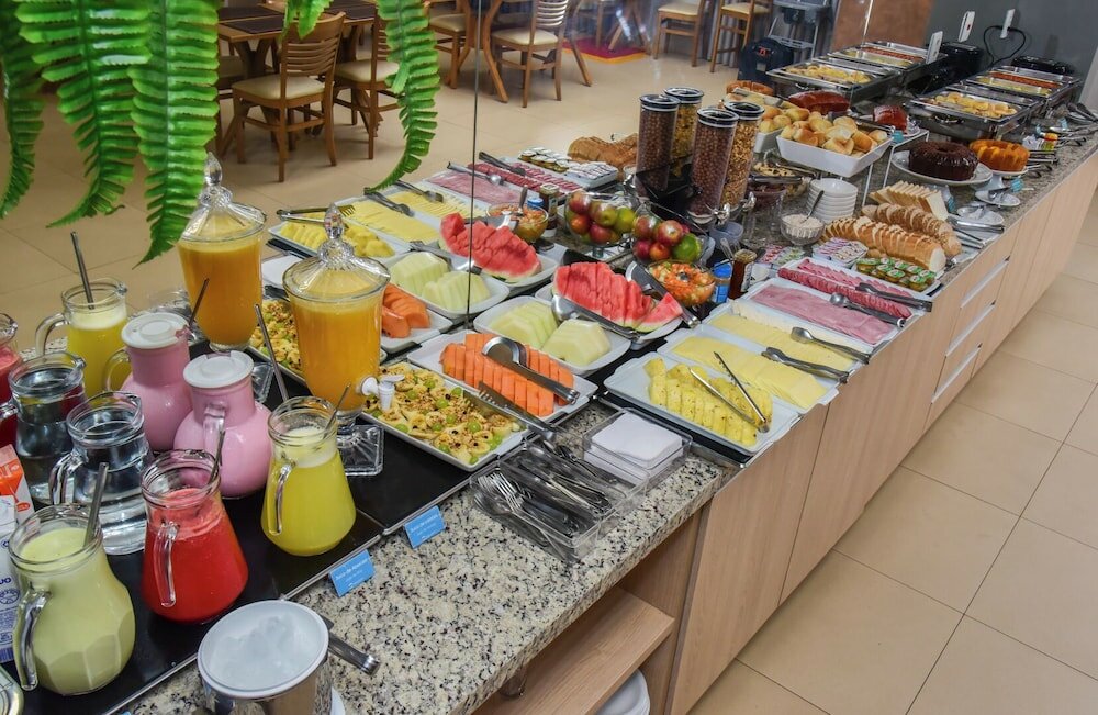 Фото Hotel Plaza Garden