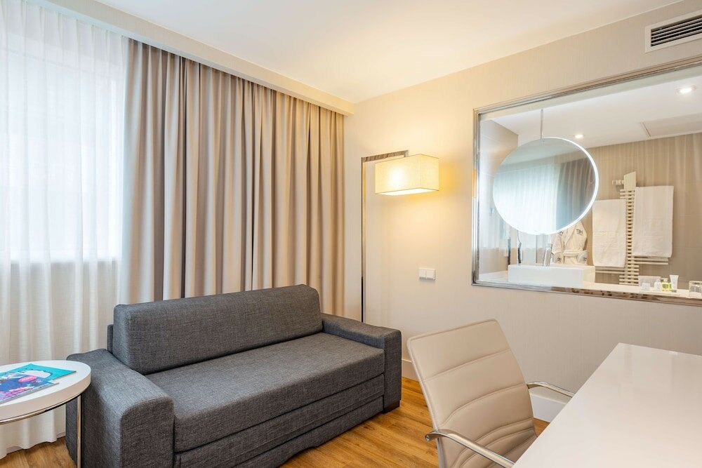 Фото Nh Hamburg Altona