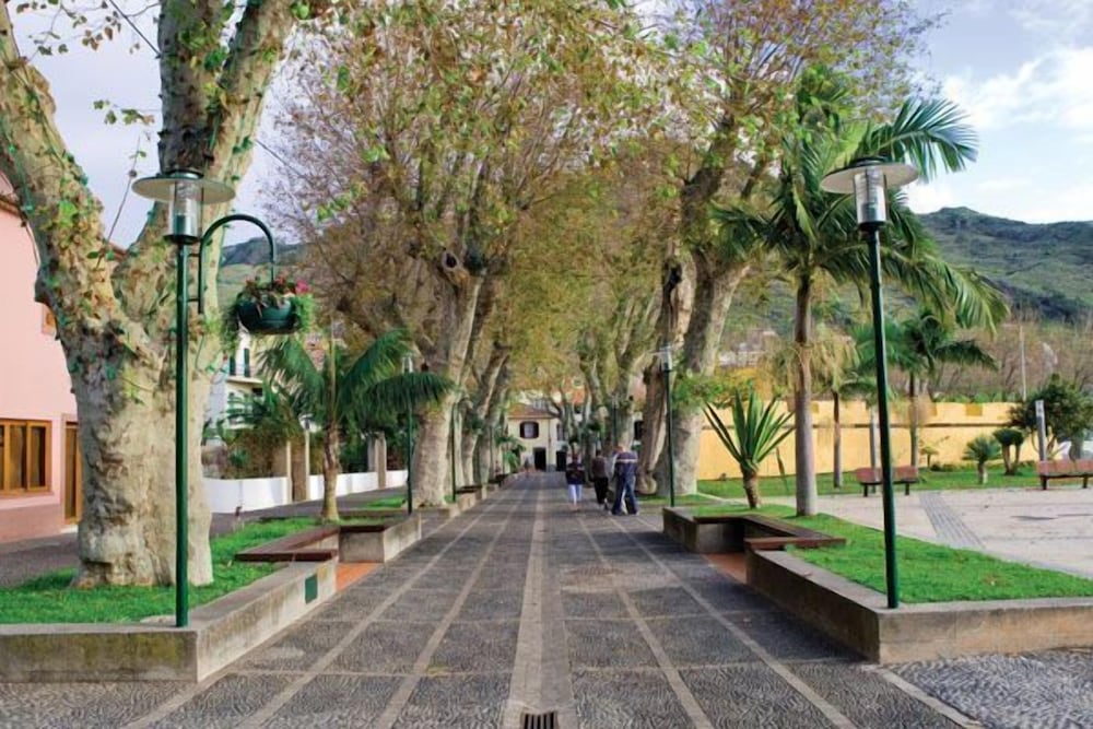 Фото Hotel White Waters