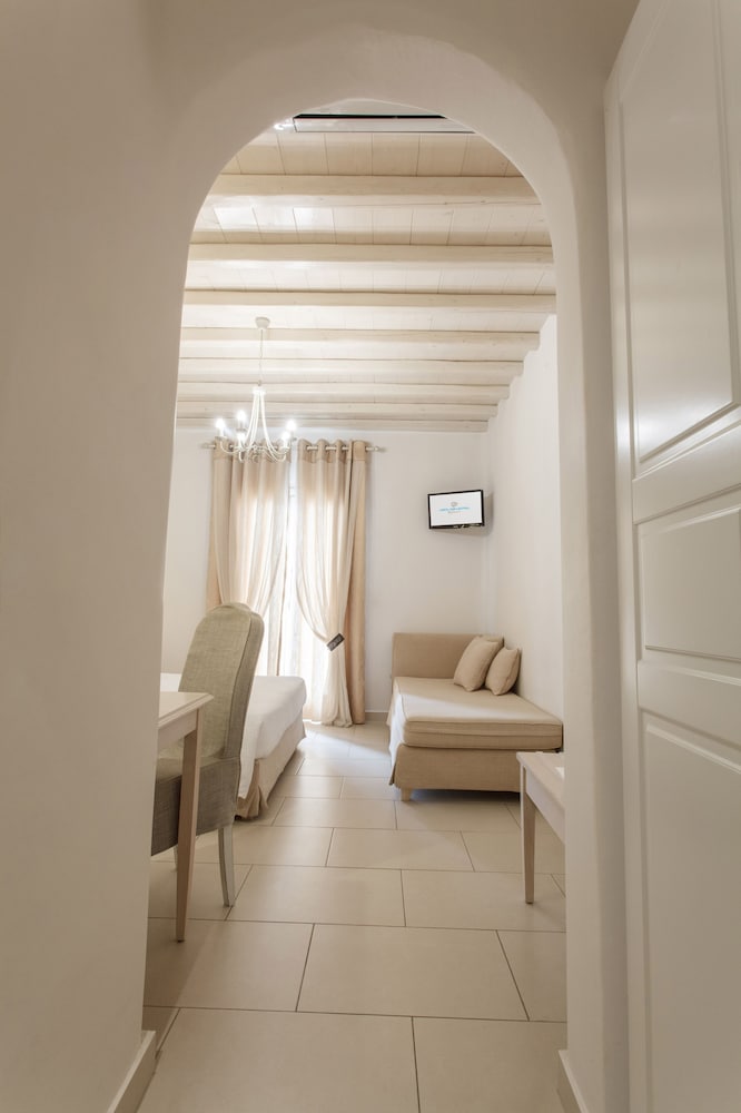 Фото Aeolos Resort Mykonos