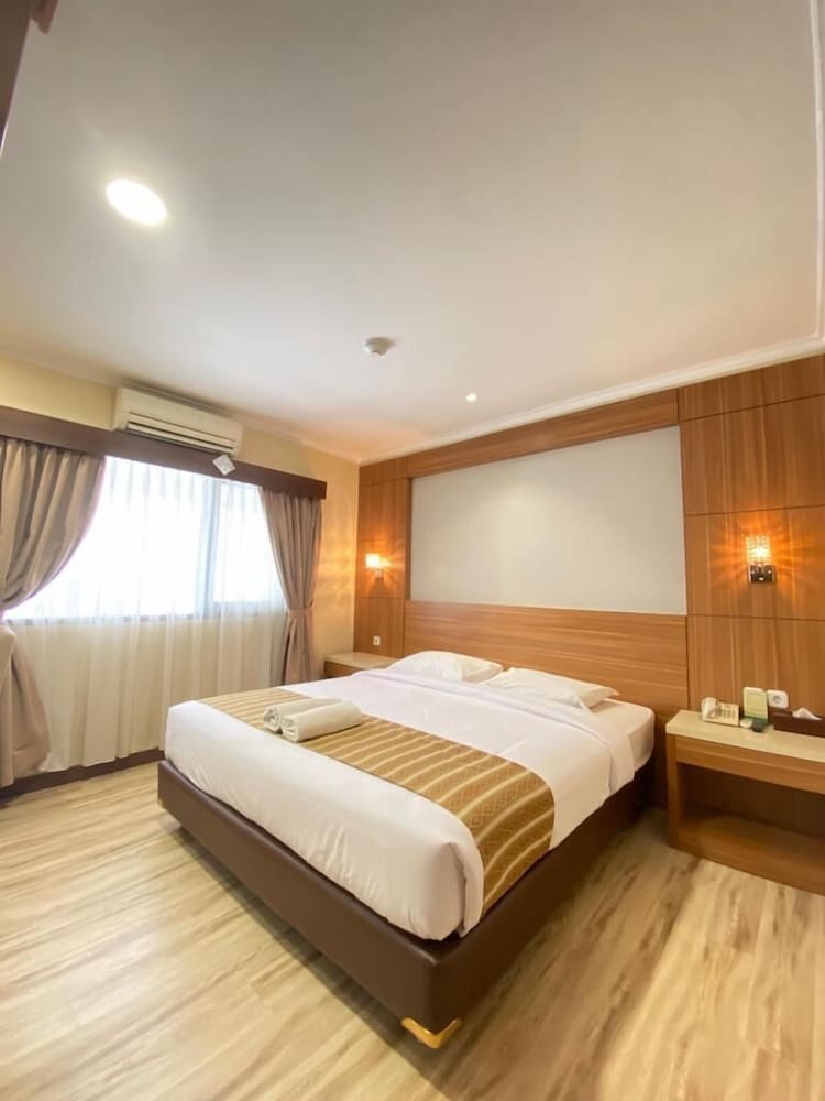 Фото Cipta Hotel Wahid Hasyim
