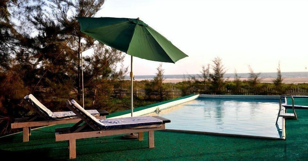 Фото Montego Bay Beach Village