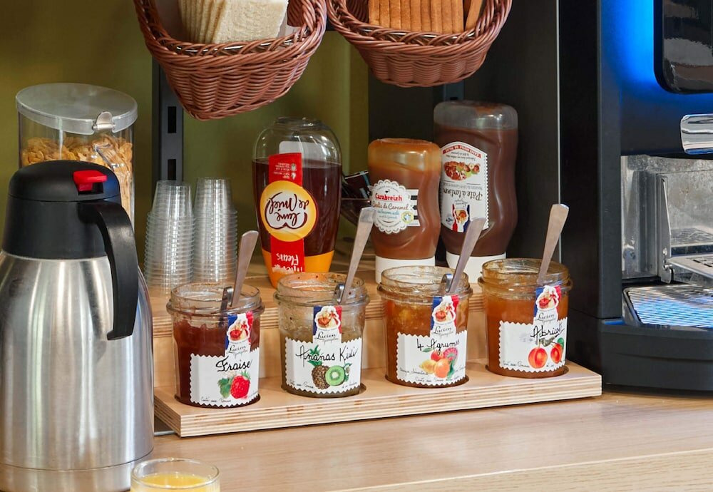 Фото B&b Hotel Evry Lisses 1