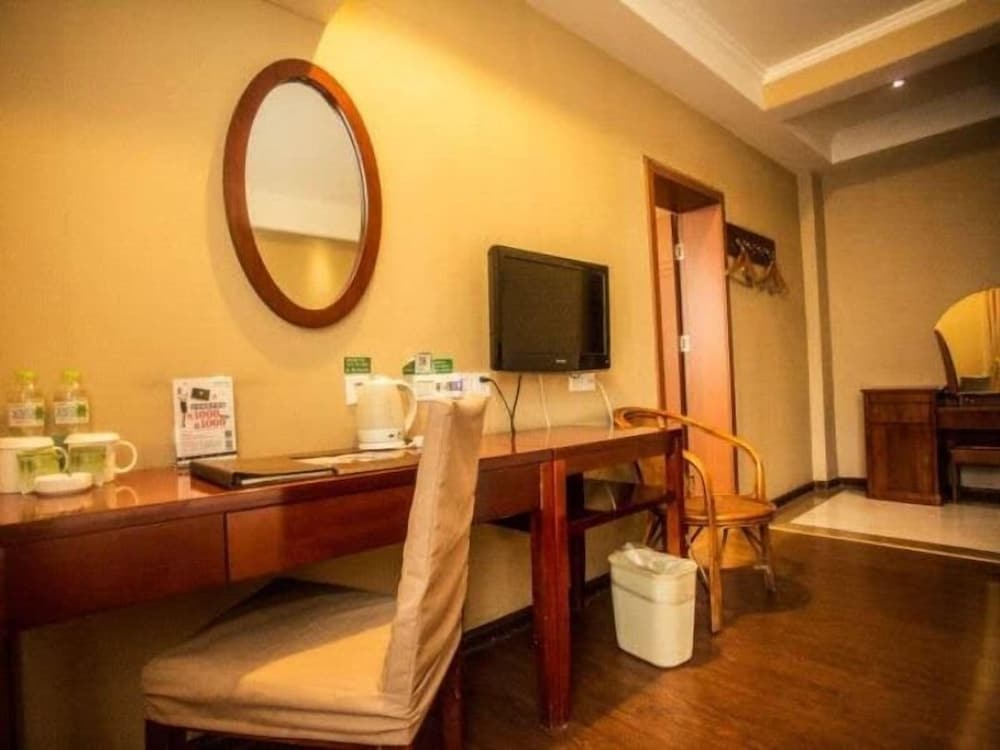 Фото Greentree Inn Nanjing China Gate Subway Station Express