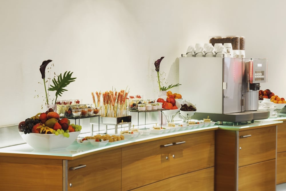 Фото Movenpick Hotel Munchen Airport