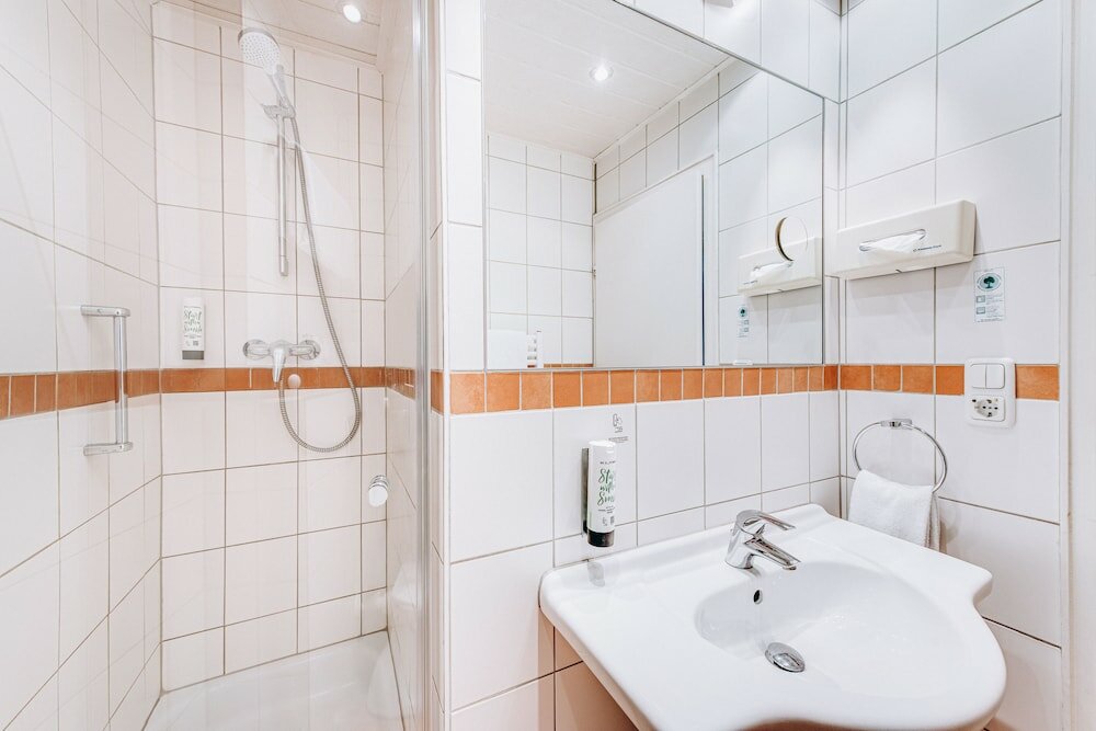 Фото Hotel Isartor