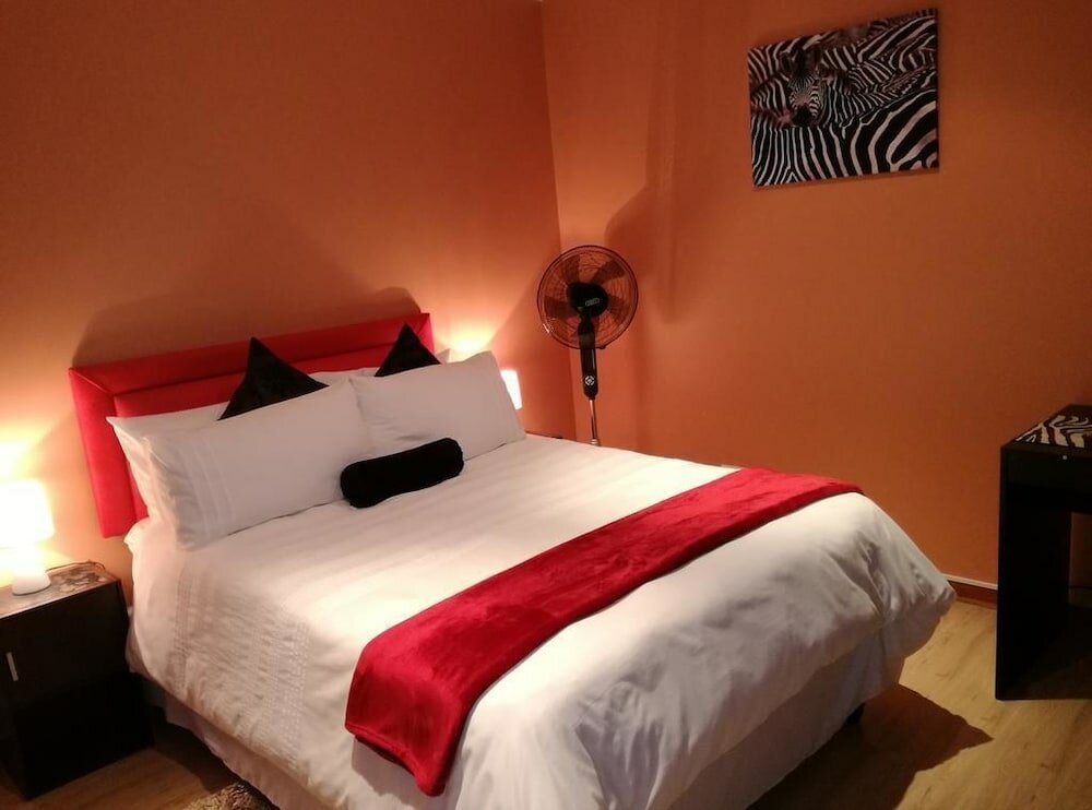 Фото King Guest Lodge