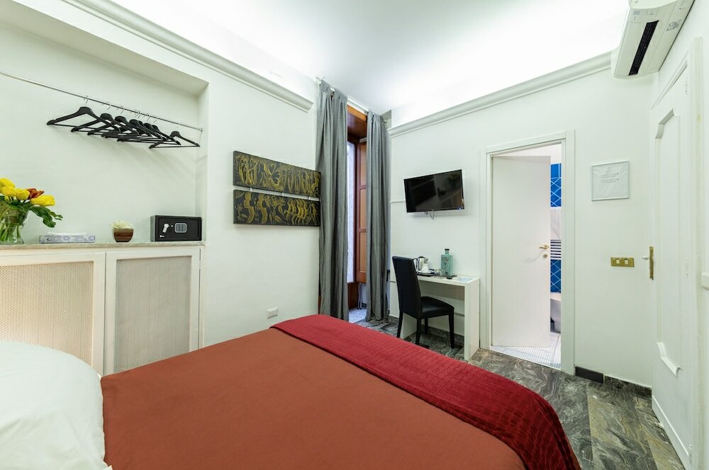 Фото Il Ventre di Napoli Broggia