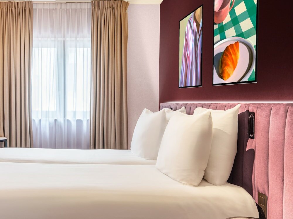 Фото Hotel Hubert Grand Place