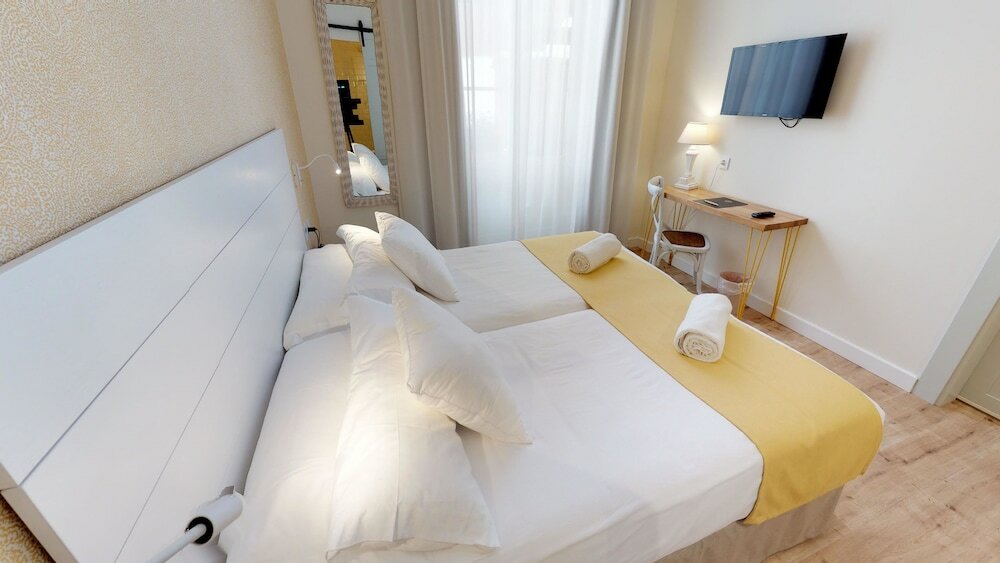 Фото Madeinterranea Suites