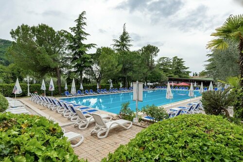 Внешний вид отеля Hotel Royal в Гарде, фото 5