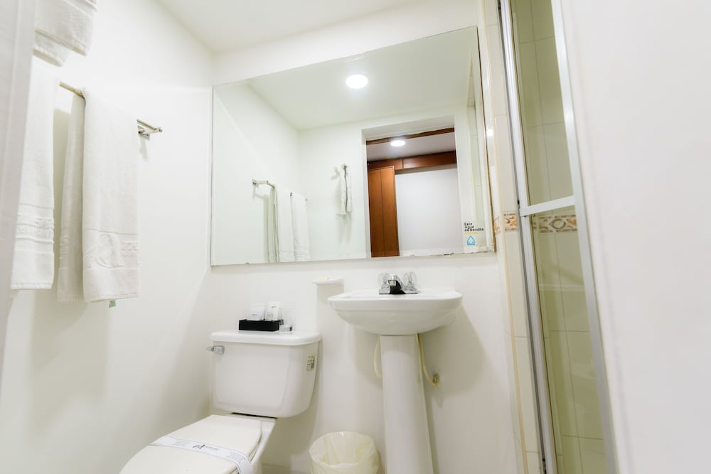 Фото Travelers Suites Condominio Plenitud