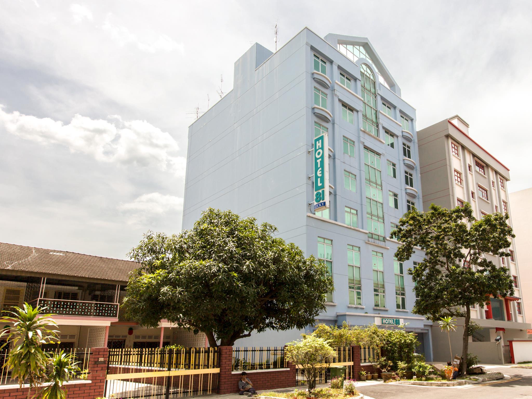 Фото Hotel 81 Lucky