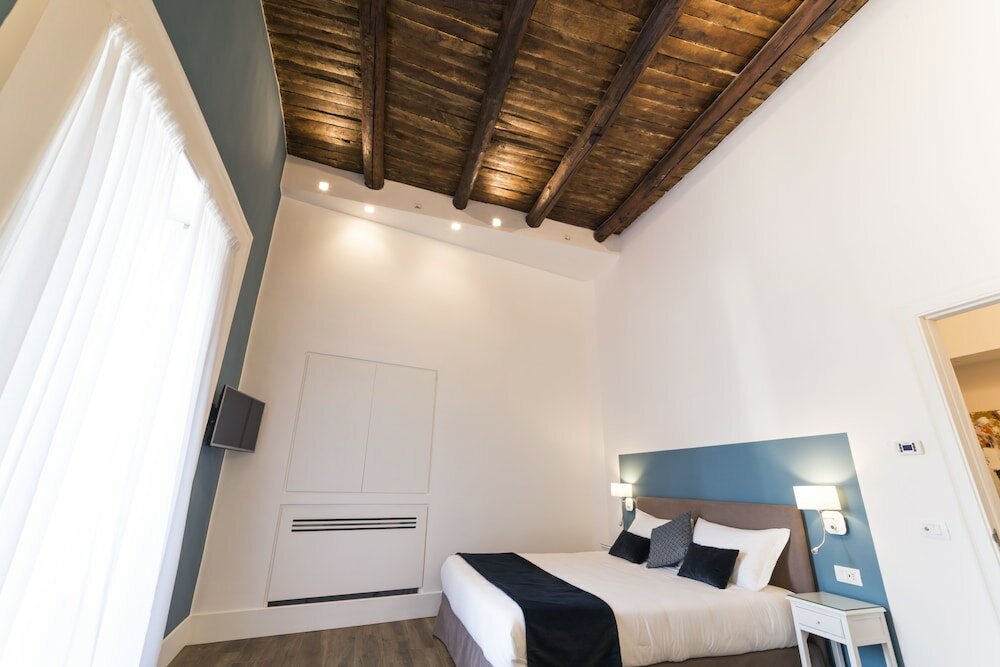 Фото Foro Carolino