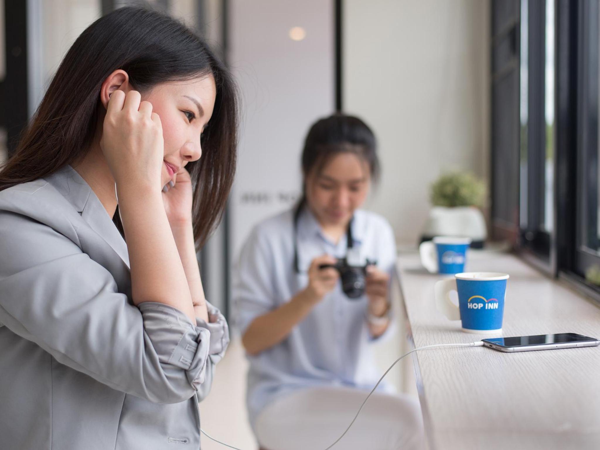 Фото Hop Inn Surin