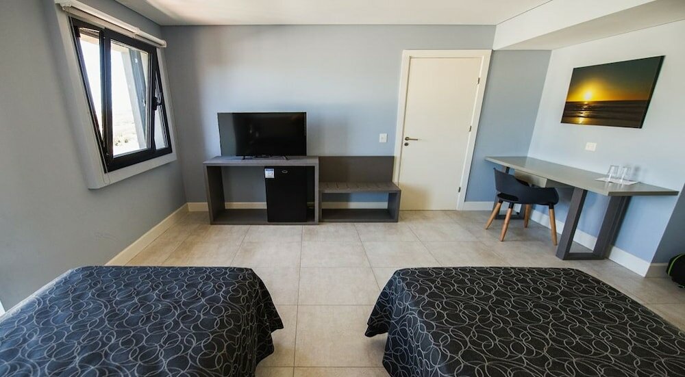 Фото Hotel Aatrac