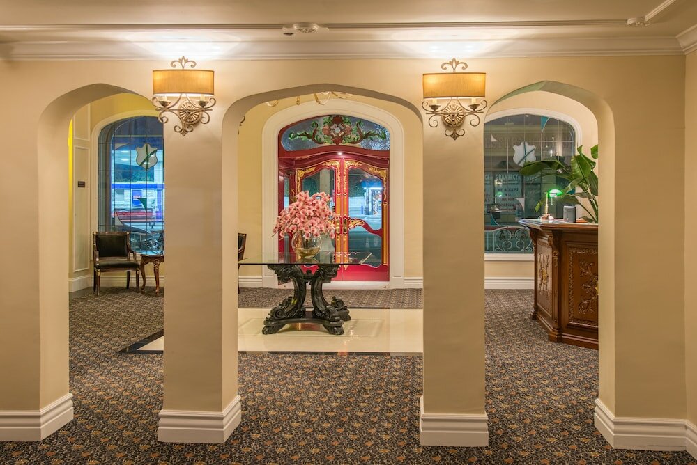 Фото Hollywood Historic Hotel