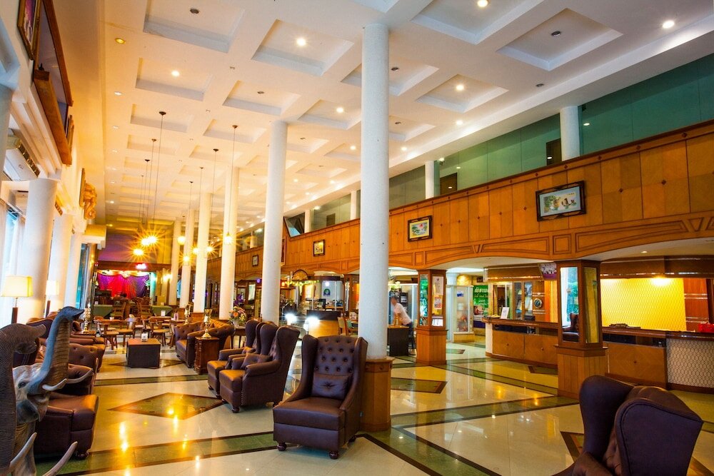 Фото Nh Elegant Hotel