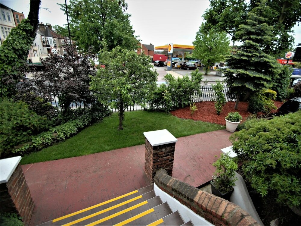 Фото Gateway Hotel