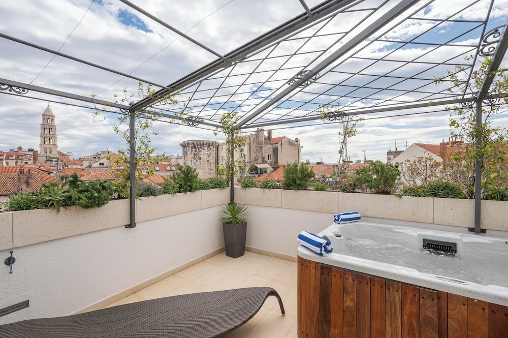 Фото Marmont Heritage Hotel