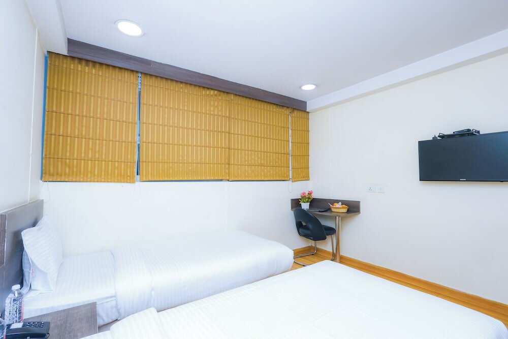 Фото Hyphen Business Hotel