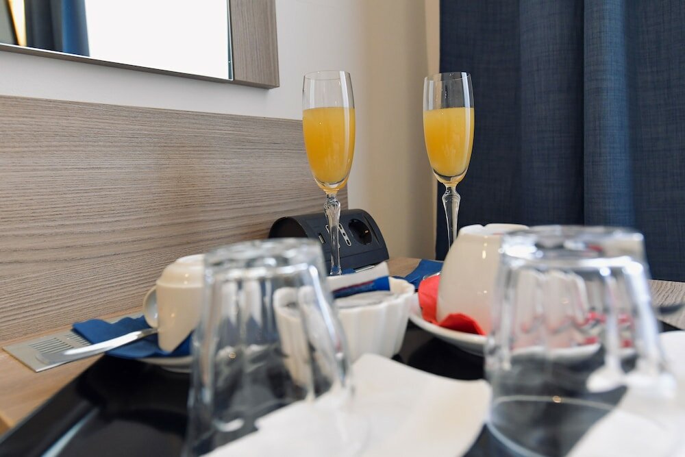 Фото Suites Farnese Design Hotel