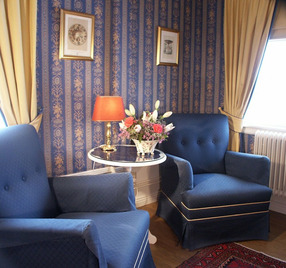 Фото Hotell Torpa Pensionat