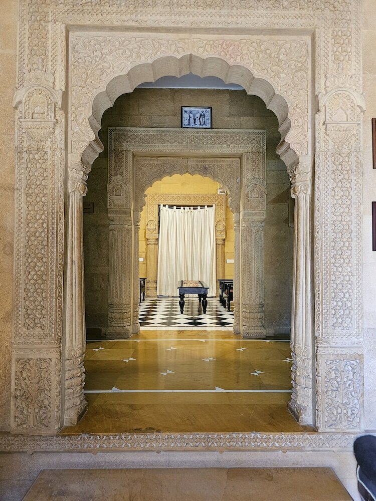 Фото Hotel Royal Haveli