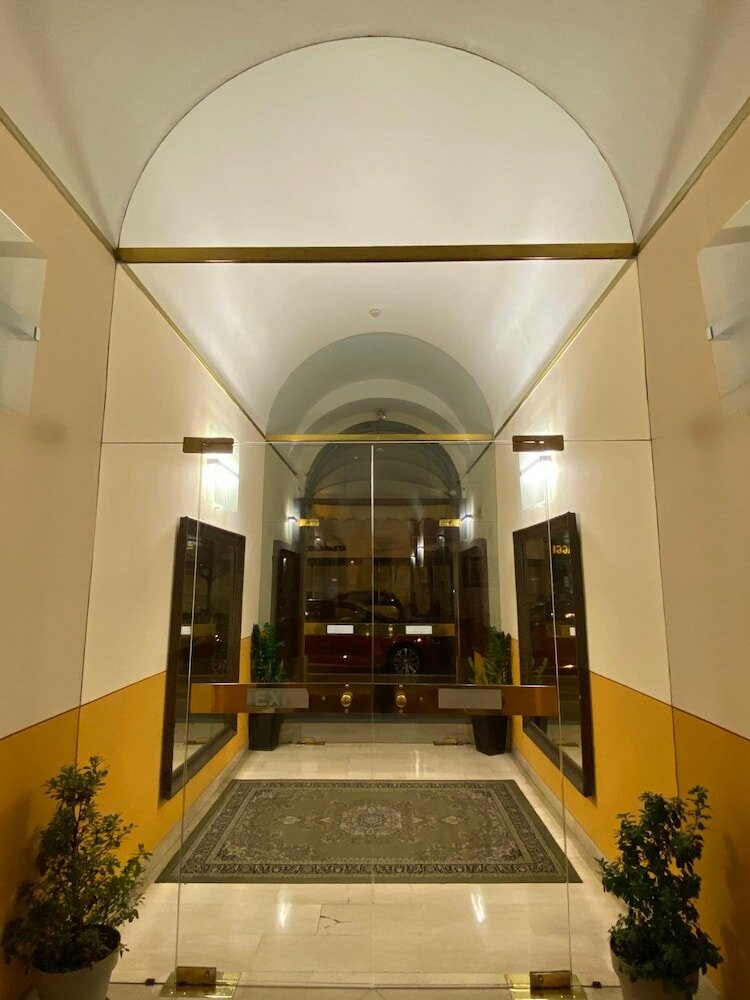 Фото Vogue Hotel